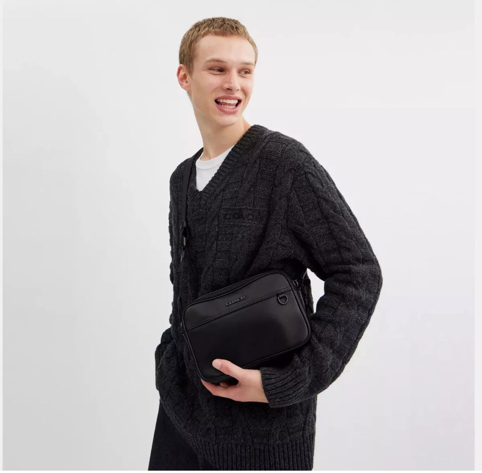 Coach Men’s Graham Crossbody Bag In Smooth Calf Leather- Black